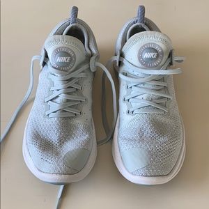 Nike joyride flyknit women’s size 8.5